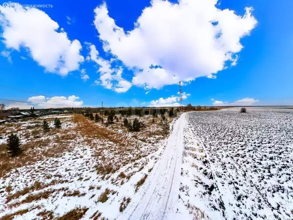 Участок в Тугулымский городской округ, посёлок Кармак, улица ... - Фото 1