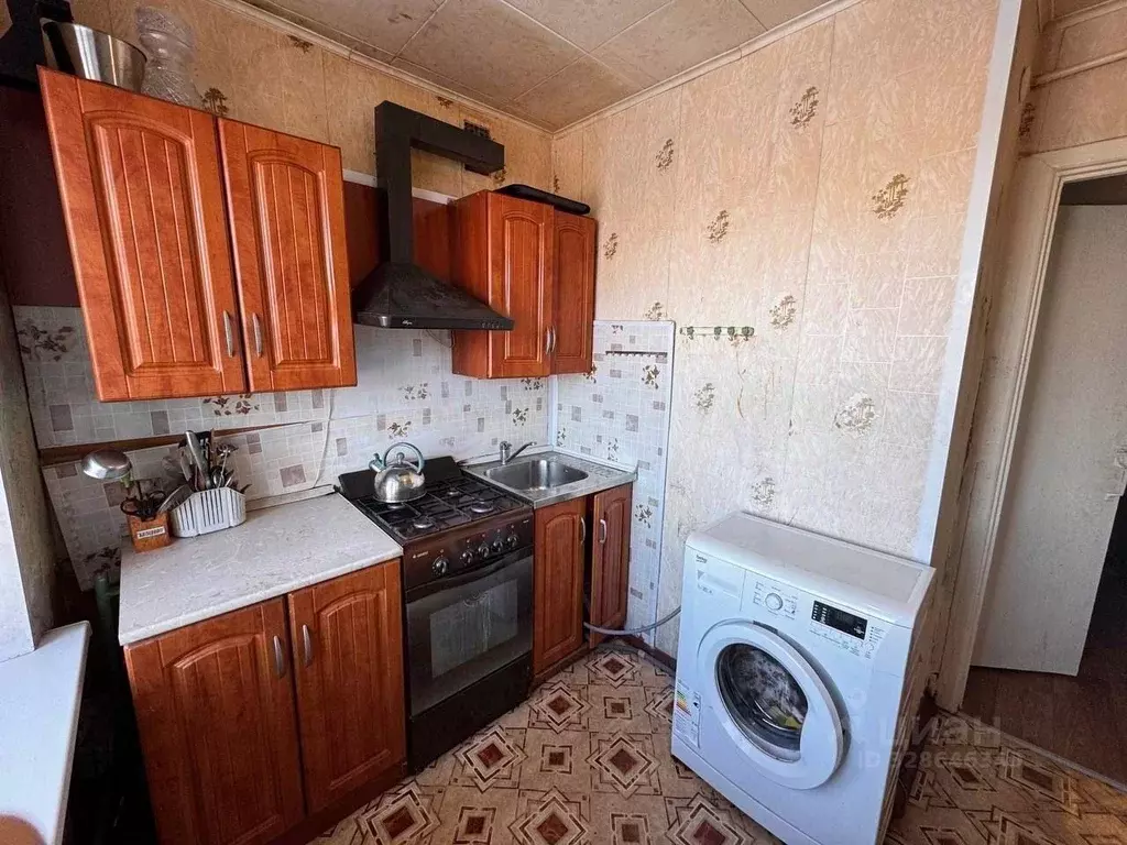 3-к кв. Ленинградская область, Тихвин 4-й мкр, 12 (57.0 м) - Фото 1