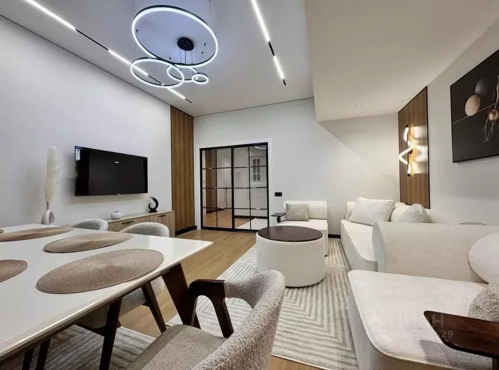 2-к кв. Краснодарский край, Сочи Центральный мкр, ул. Орджоникидзе, 30 ... - Фото 1