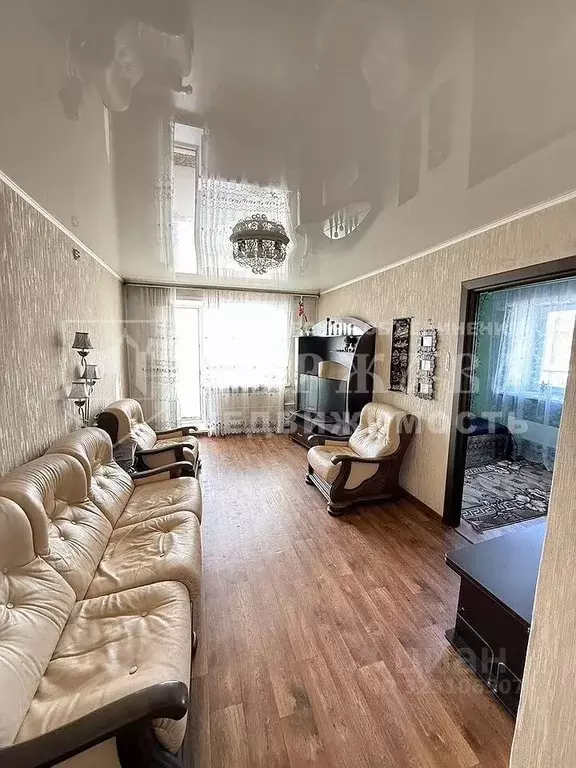 3-к кв. Кемеровская область, Ленинск-Кузнецкий ул. Шевцовой, 1 (51.2 ... - Фото 1