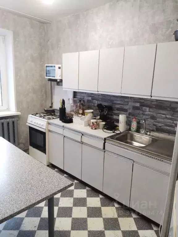 3-к кв. Воронежская область, Воронеж ул. Юлюса Янониса, 3 (85.0 м) - Фото 1