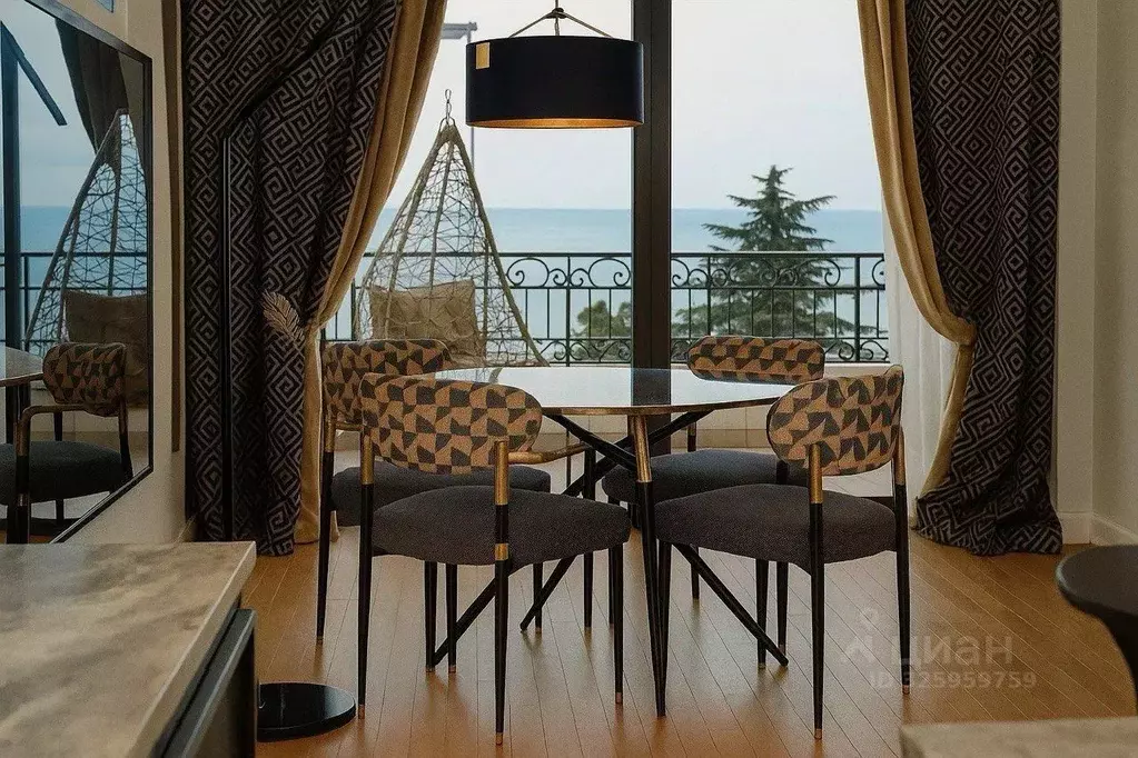 1-к кв. Крым, Алушта ул. Ленина, 2/1 (63.0 м) - Фото 1