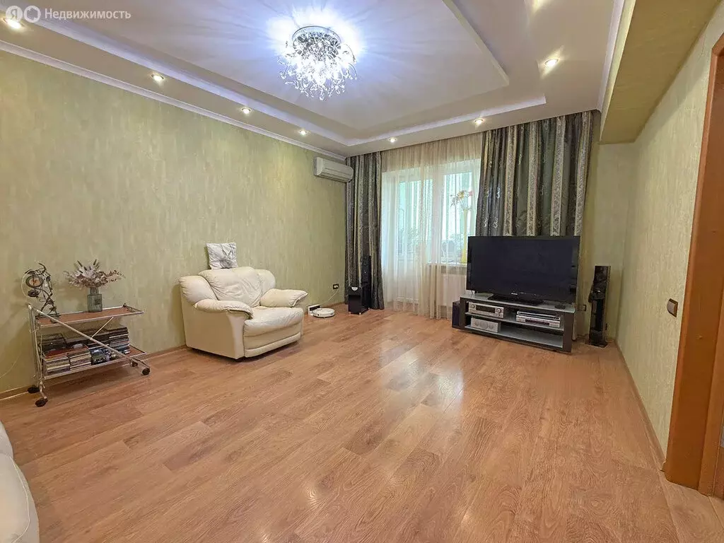 3-комнатная квартира: Славянск-на-Кубани, Полковая улица, 232 (99 м) - Фото 2