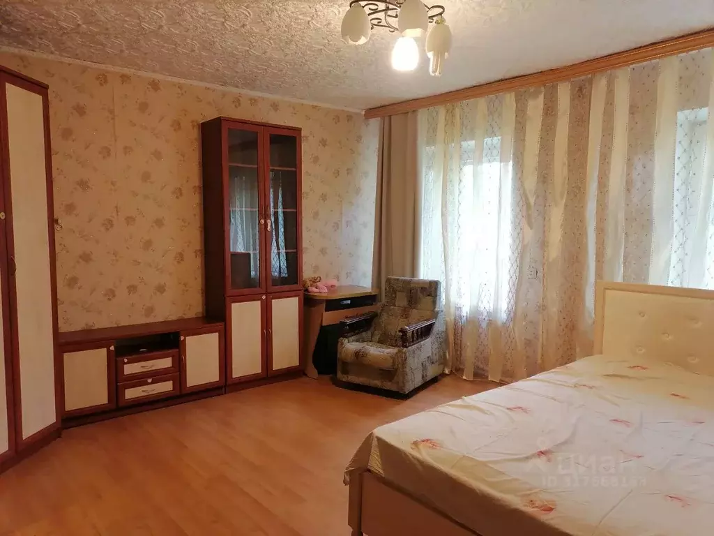 2-к кв. Нижегородская область, Бор Республиканская ул., 35 (45.0 м) - Фото 0