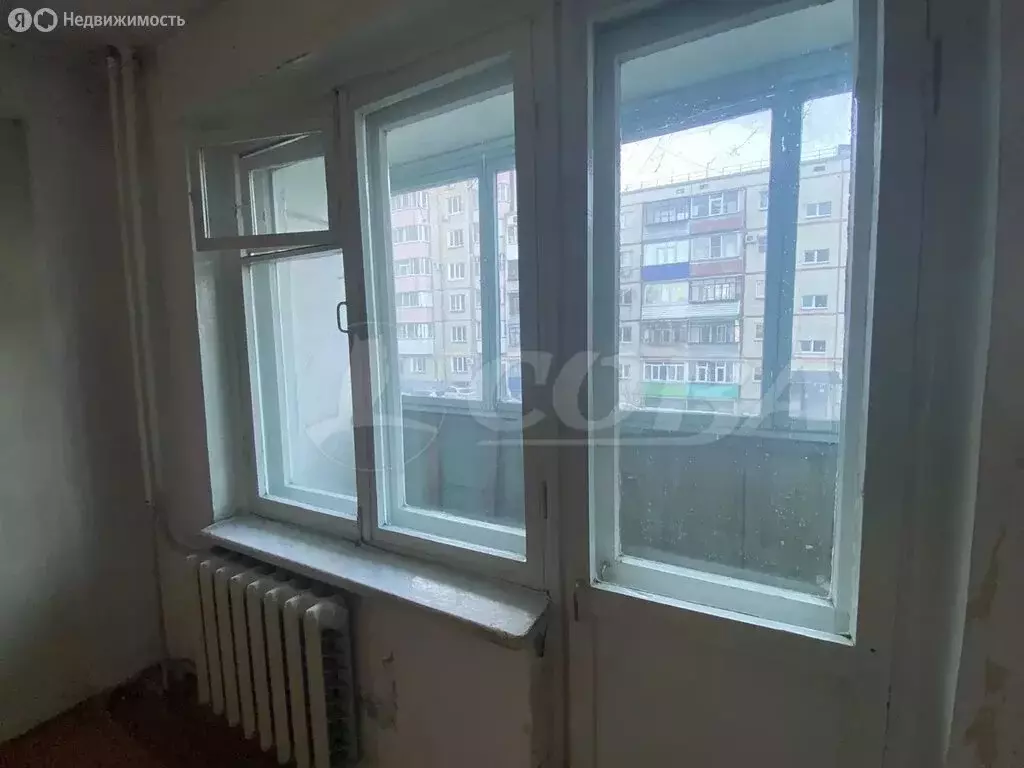 3-комнатная квартира: Курган, улица Гоголя, 110А (46.6 м) - Фото 1