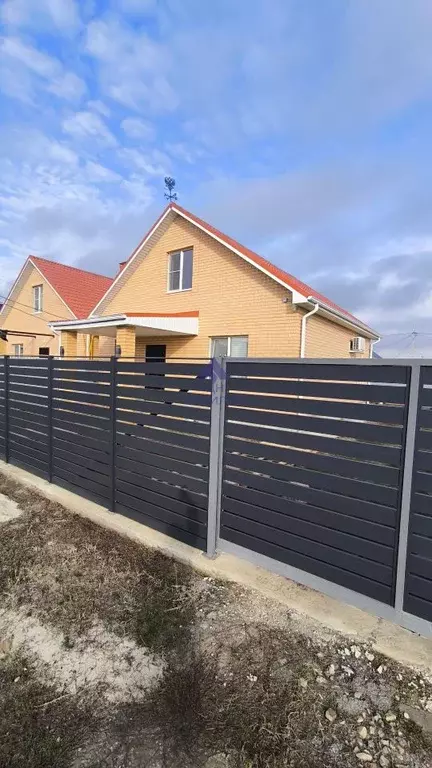 Дом в Ростовская область, Волгодонск ул. Мореходная, 28 (123 м) - Фото 1