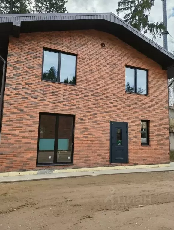 Дом в Московская область, Люберцы городской округ, Малаховка пгт ул. ... - Фото 1