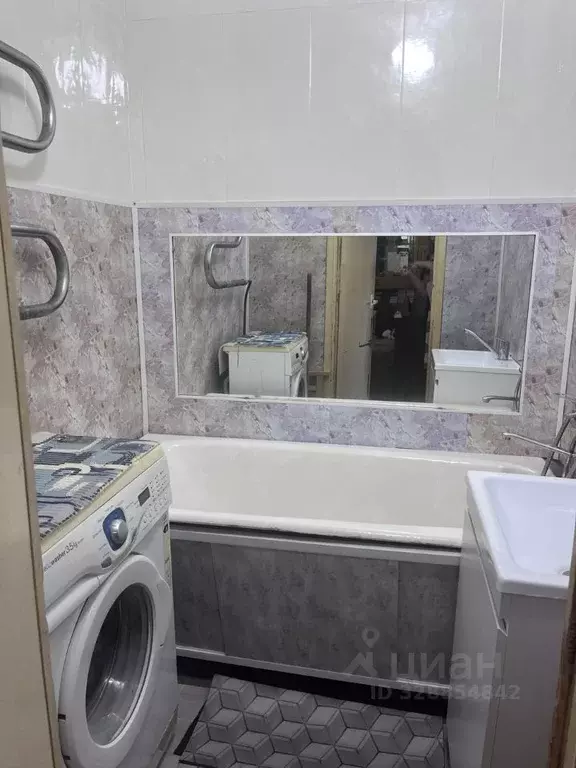 3-к кв. Мурманская область, Мончегорск просп. Кирова, 23К1 (53.0 м) - Фото 1