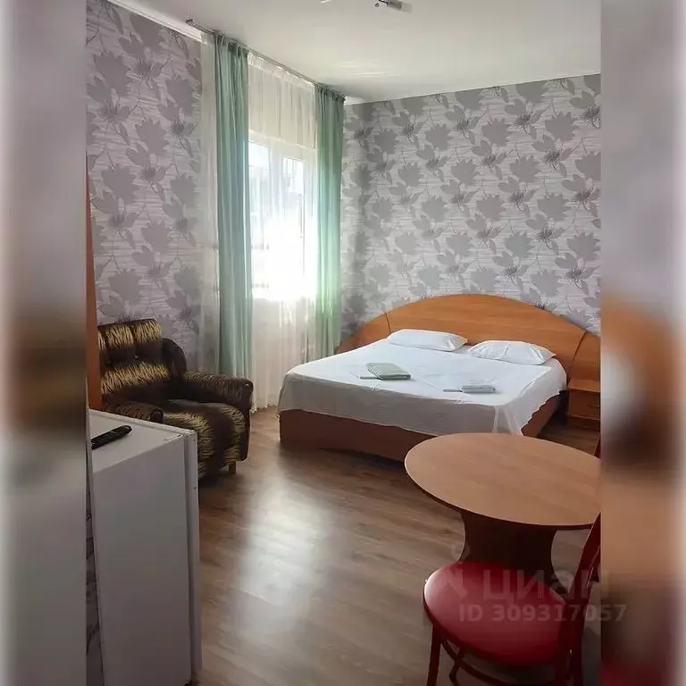 Комната Краснодарский край, Сочи Адлер жилрайон, ул. Чкалова, 69 - Фото 1