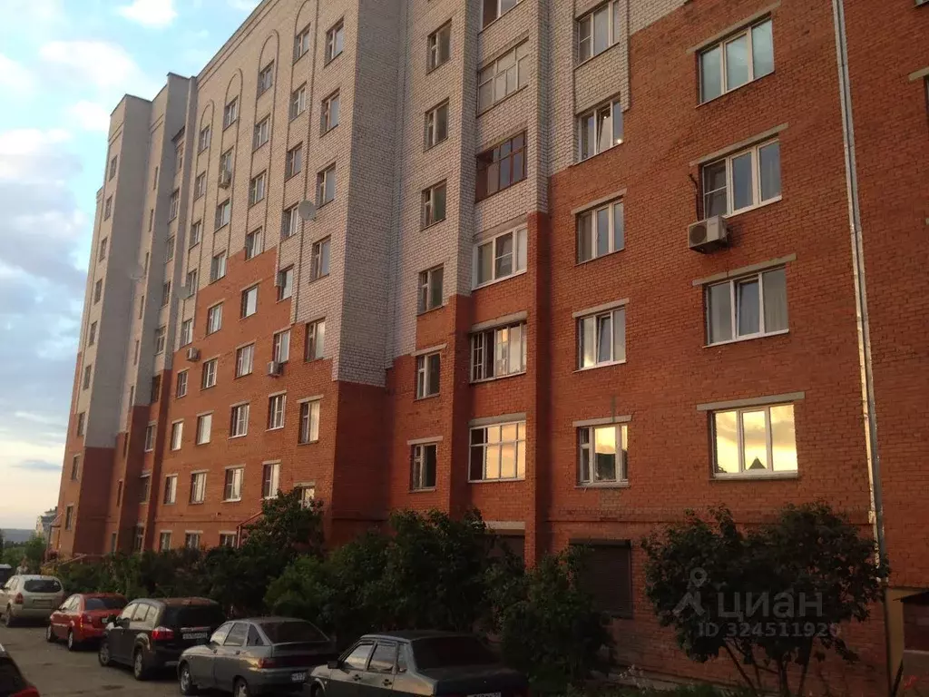 2-к кв. Чувашия, Чебоксары просп. Максима Горького, 36/1 (75.6 м) - Фото 1