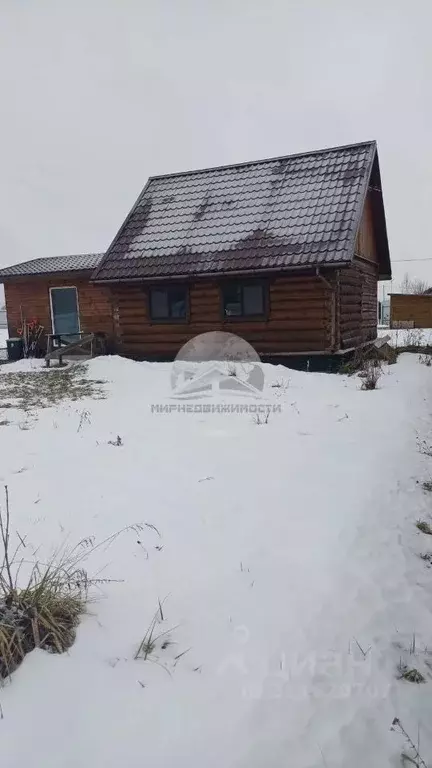 Дом в Новгородская область, Новгородский район, Савинское с/пос, д. ... - Фото 0