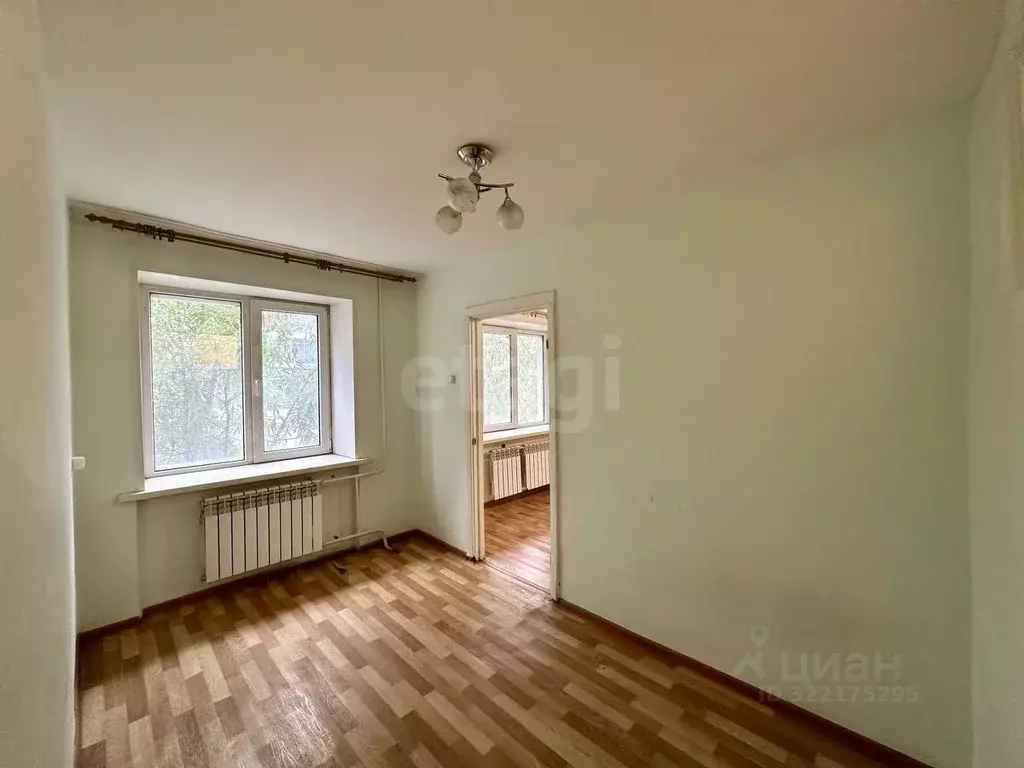 2-к кв. Саха (Якутия), Якутск ул. Дзержинского, 34 (43.4 м) - Фото 1