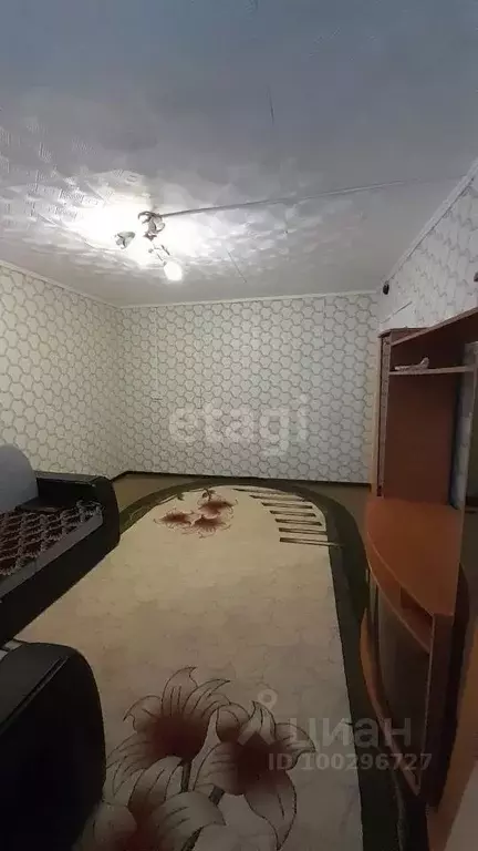 2-к кв. Ханты-Мансийский АО, Лянтор Сургутский район, 6-й мкр, 27 . - Фото 0