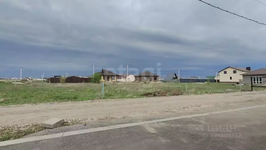 Участок в Саратовская область, Энгельсский район, Красноярское ... - Фото 2