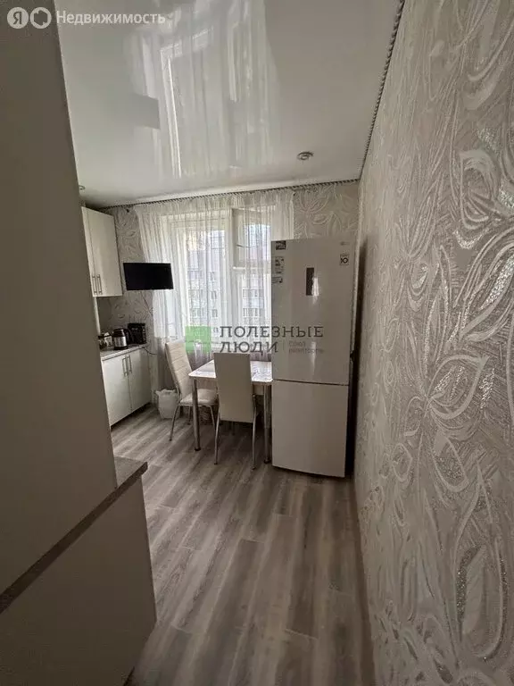 3-комнатная квартира: Белгород, Почтовая улица, 60 (66.9 м) - Фото 1