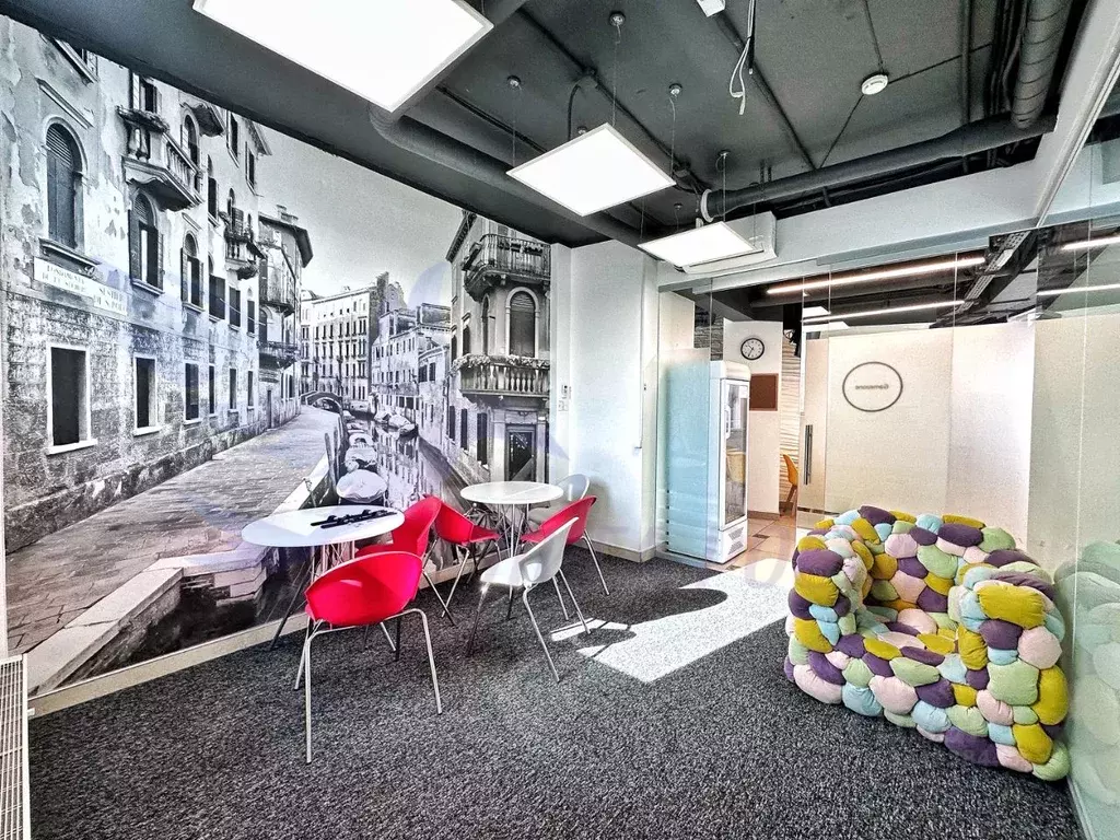 Офис в Нижегородская область, Нижний Новгород ул. Ульянова, 13 (240 м) - Фото 1