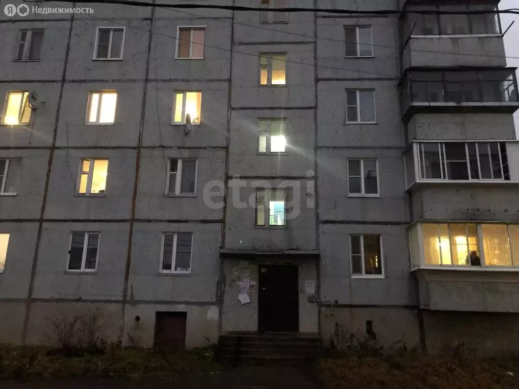 3-комнатная квартира: Выльгорт, посёлок Пичипашня, улица Мира, 13 ... - Фото 1