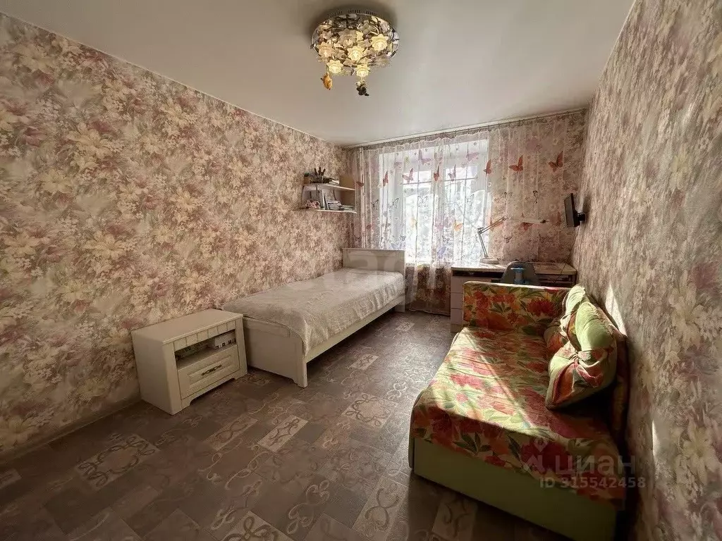 3-к кв. Владимирская область, Ковров Социалистическая ул., 25 (60.7 м) - Фото 0