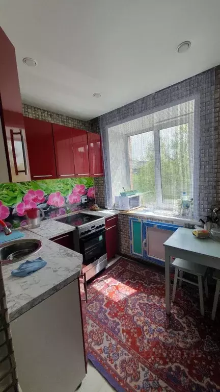 2-к кв. Кемеровская область, Новокузнецк ул. Веры Соломиной, 15 (40.5 ... - Фото 1