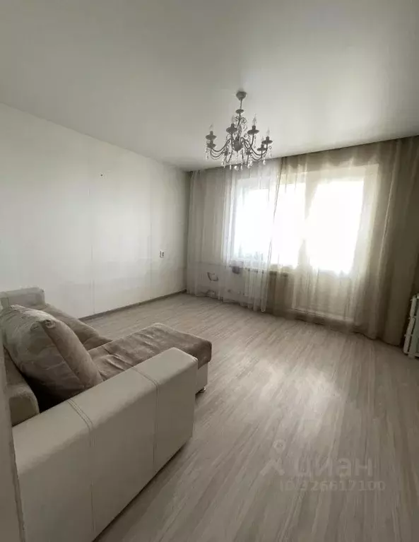 2-к кв. Красноярский край, Красноярск ул. Чернышевского, 98 (42.0 м) - Фото 1