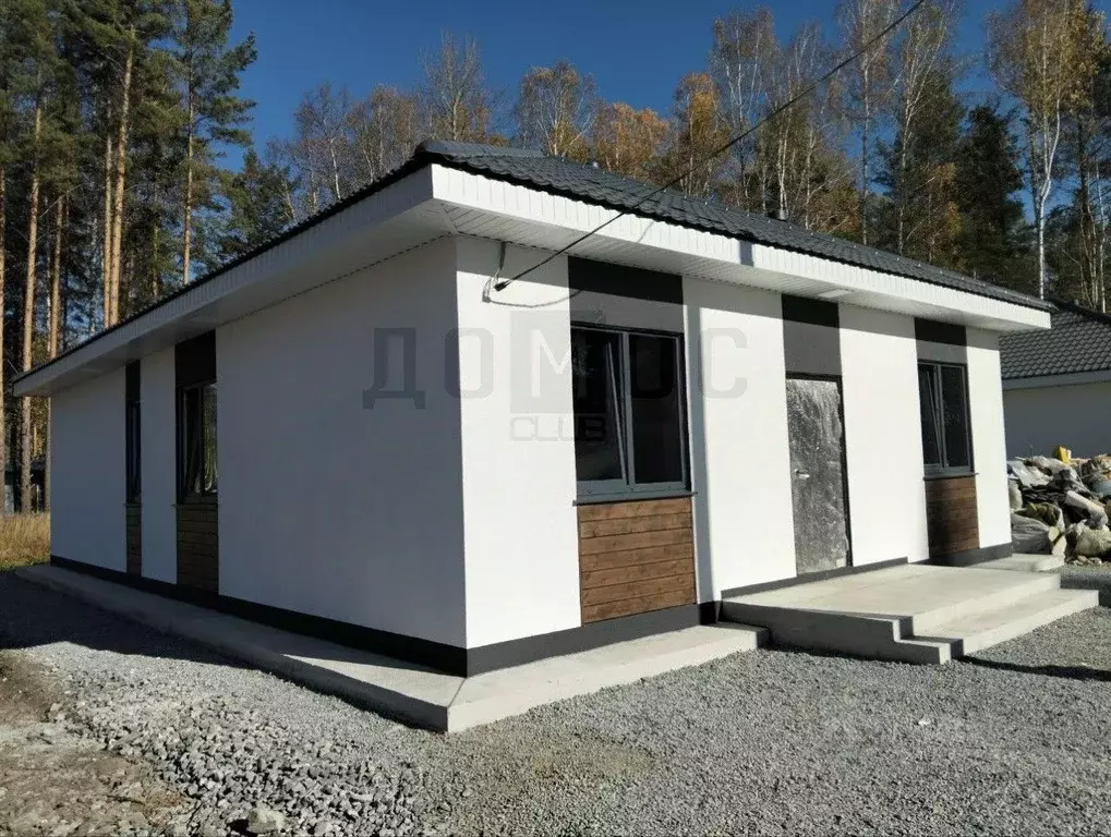 Дом в Свердловская область, Полевской муниципальный округ, с. ... - Фото 1