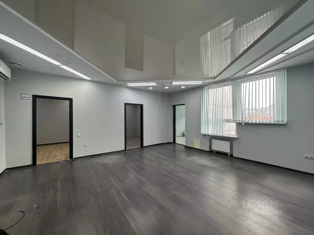 Помещение свободного назначения в Татарстан, Казань ул. Родины, 43 ... - Фото 2