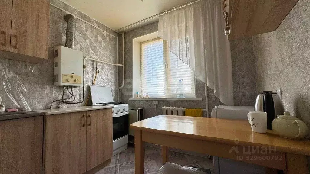 2-к кв. Адыгея, Майкоп ул. Димитрова, 11/2 (42.7 м) - Фото 1