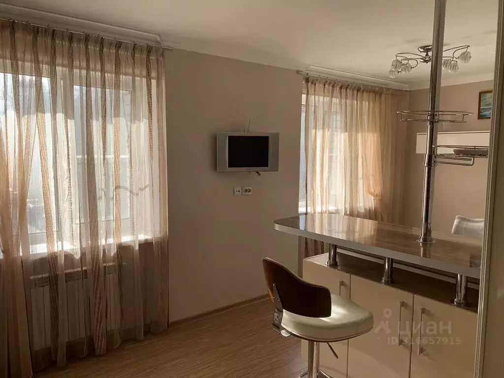 4-к кв. Калужская область, Калуга ул. Чехова, 13А (130.0 м) - Фото 2