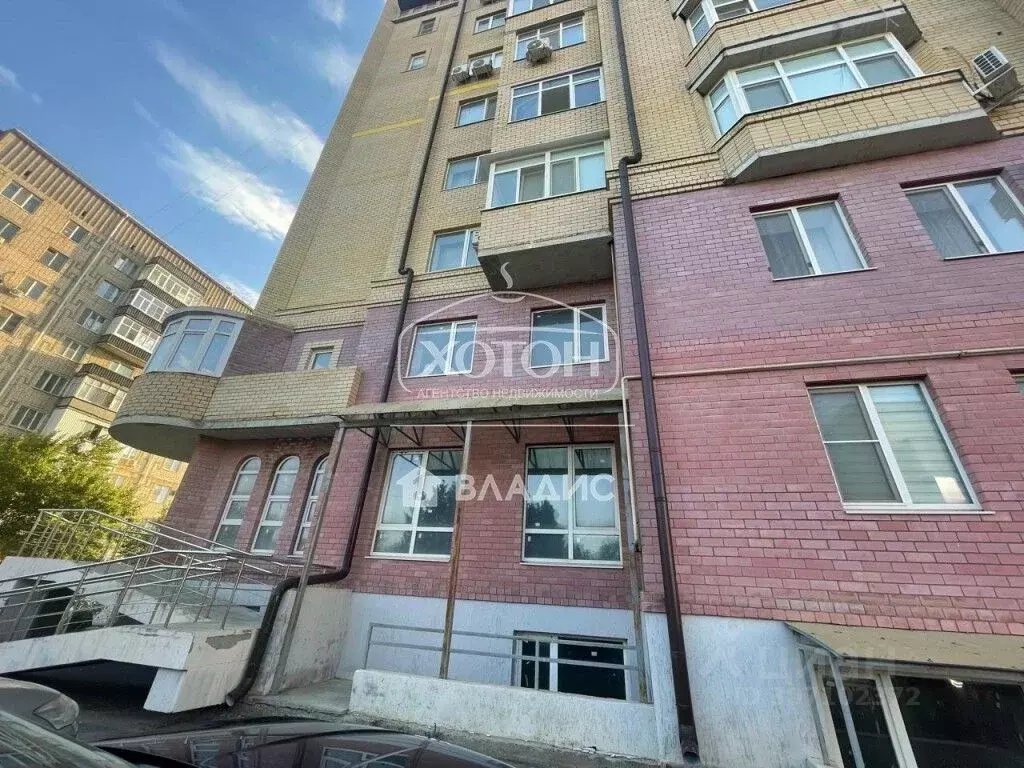 Помещение свободного назначения в Калмыкия, Элиста ул. А. Сусеева, 23 ... - Фото 0