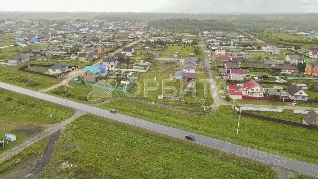 Участок в Тюменская область, Тюменский муниципальный округ, с. Чикча, ... - Фото 1