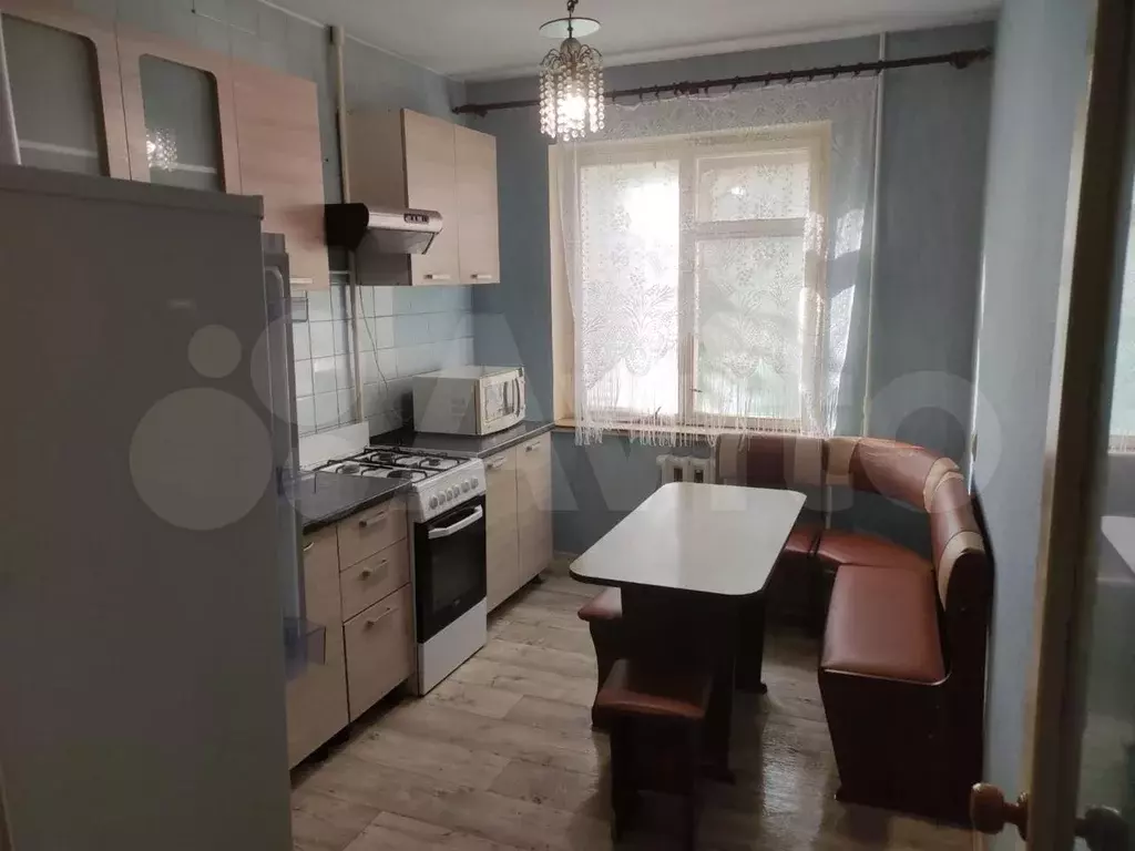 3-к. квартира, 60 м, 3/5 эт. - Фото 0