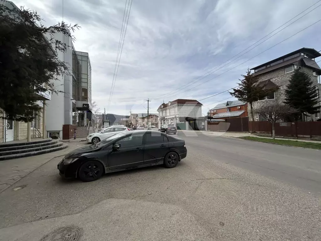 Помещение свободного назначения в Краснодарский край, Горячий Ключ ул. ... - Фото 2