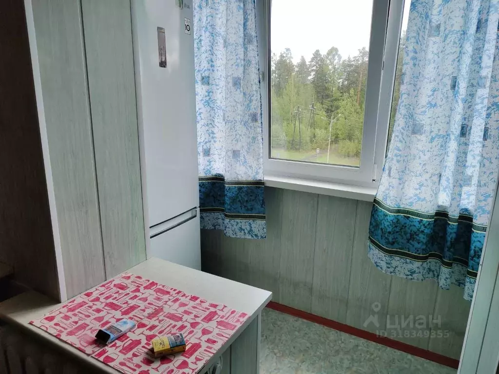 2-к кв. Иркутская область, Усть-Илимск Белградская ул., 12 (52.0 м) - Фото 1