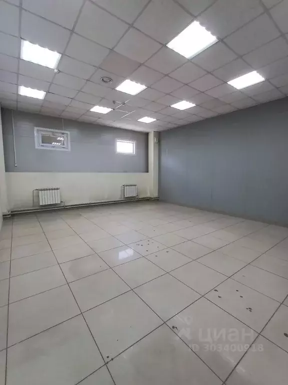 Помещение свободного назначения в Алтайский край, Барнаул ... - Фото 1