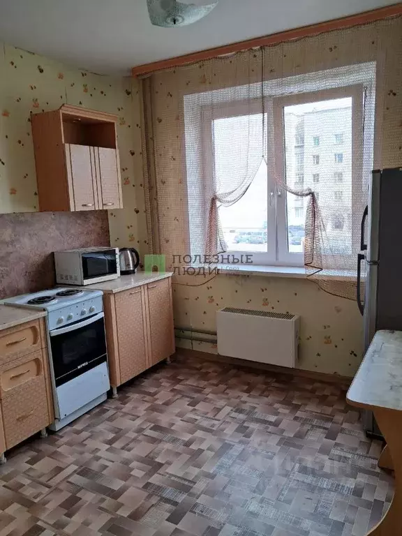 1-к кв. Курганская область, Курган Заозерный жилрайон, 6-й мкр, 21 ... - Фото 1
