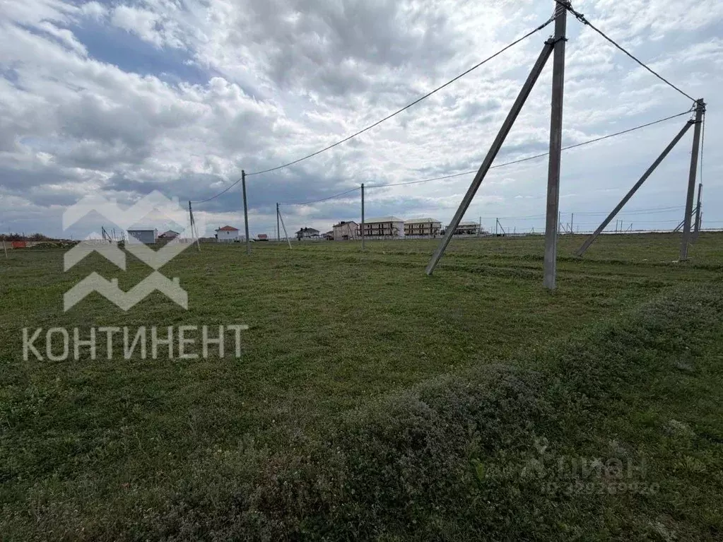 Участок в Крым, Сакский район, с. Молочное  (6.0 сот.) - Фото 1