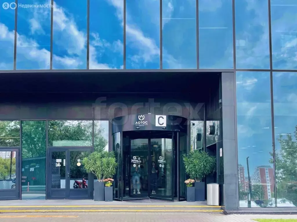 Офис (1360 м) - Фото 2