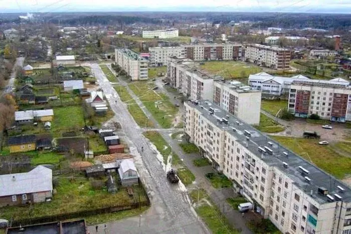 Участок в Ленинградская область, Бокситогорский район, Ефимовское ... - Фото 0