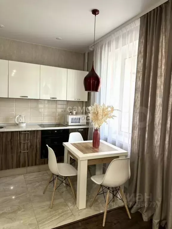 1-к кв. Иркутская область, Иркутск Дальневосточная ул., 152 (49.0 м) - Фото 1