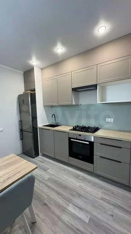 3-к. квартира, 58,2 м, 2/9 эт. - Фото 1