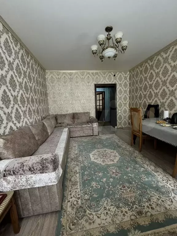 3-к. квартира, 65 м, 1/2 эт. - Фото 0