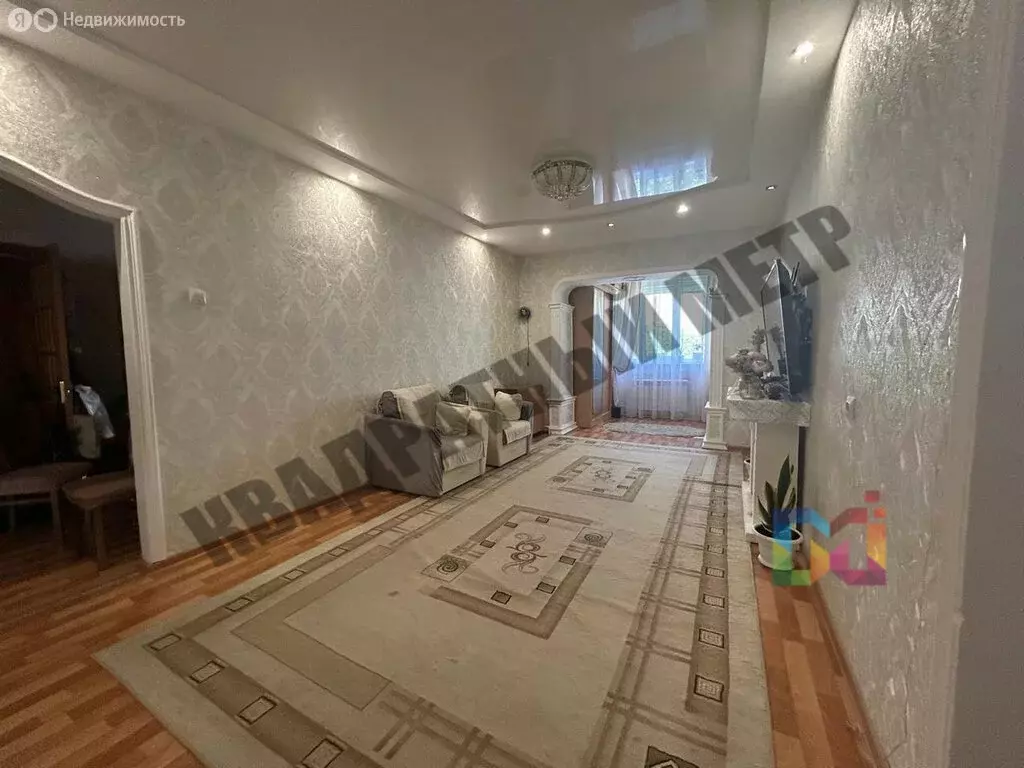 4-комнатная квартира: Элиста, 2-й микрорайон, 19 (83.09 м) - Фото 0
