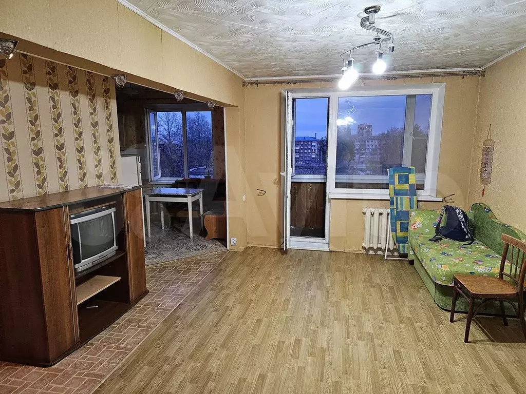 Квартира-студия, 30 м, 5/5 эт. - Фото 0