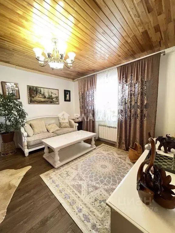 Дом в Бурятия, Улан-Удэ 120-й мкр, 16А (100 м) - Фото 2