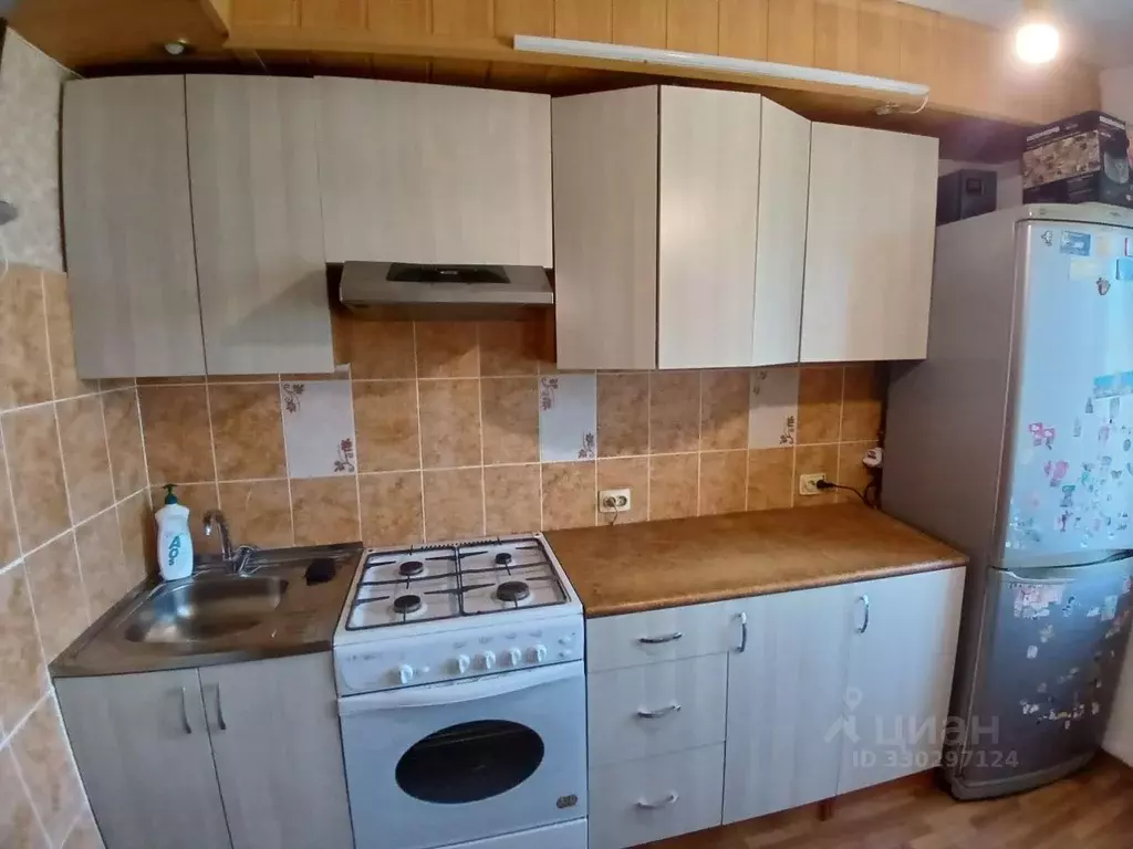 3-к кв. Калужская область, Киров ул. Чурилина, 2А (57.2 м) - Фото 2