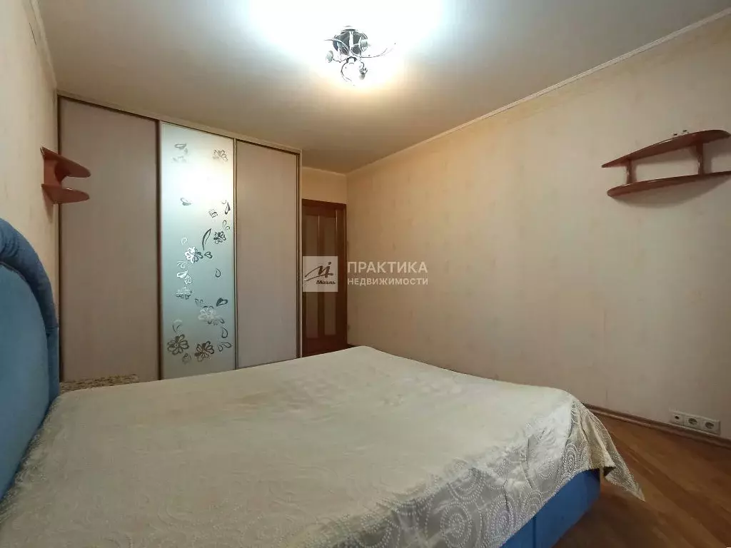 Продается 3-комнатная квартира - Фото 1