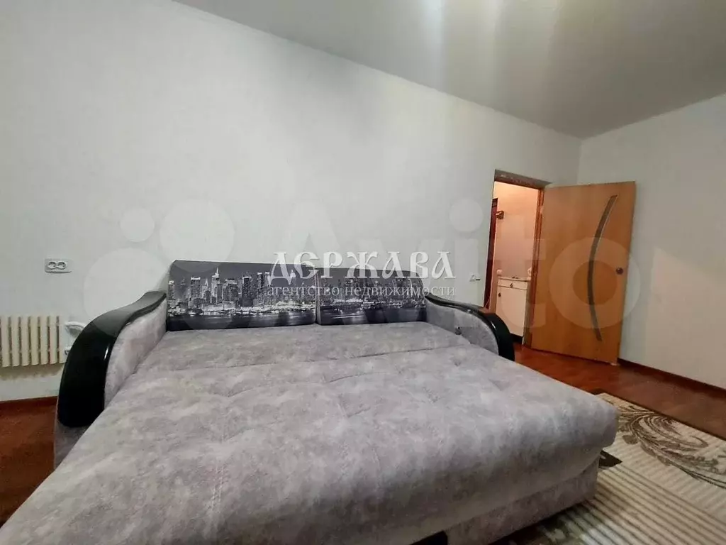 1-к. квартира, 36 м, 1/9 эт. - Фото 0