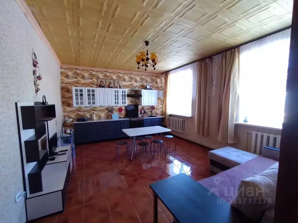 3-к кв. Воронежская область, Кантемировка рп ул. Буденного, 23 (79.0 ... - Фото 2