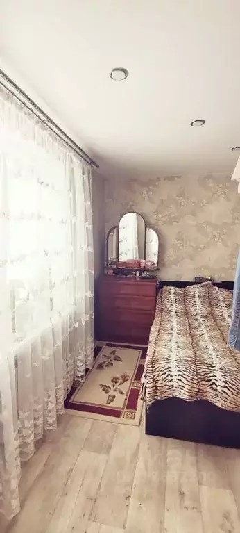 4-к кв. Ростовская область, Новочеркасск ул. Мичурина (62.8 м) - Фото 0