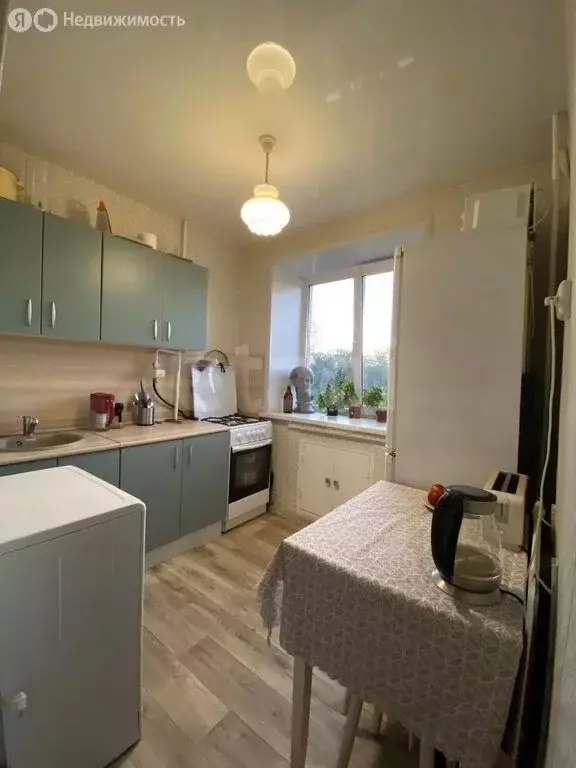 3-комнатная квартира: Пермь, Уральская улица, 88 (59.6 м) - Фото 1